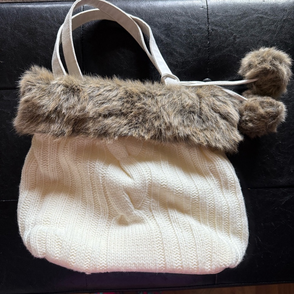Elegant Cream Knit Tote with Faux Fur Trim